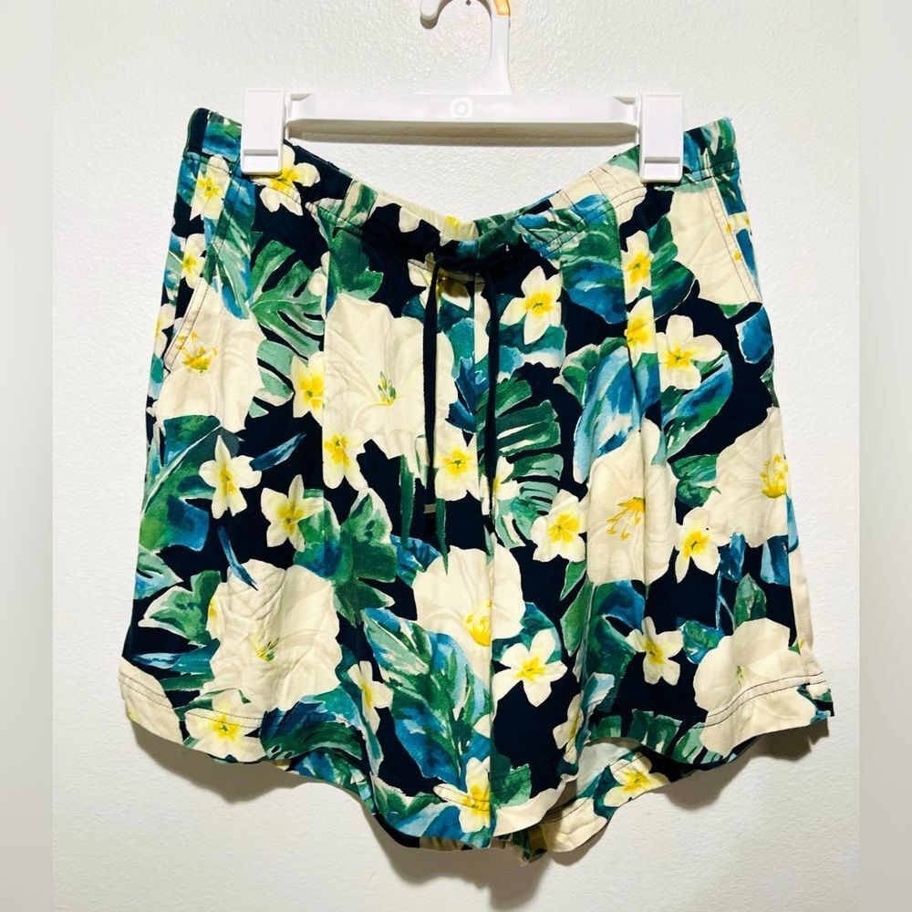 J.Jill shorts tropical floral beach resort vacation wear relaxed fit women’s M